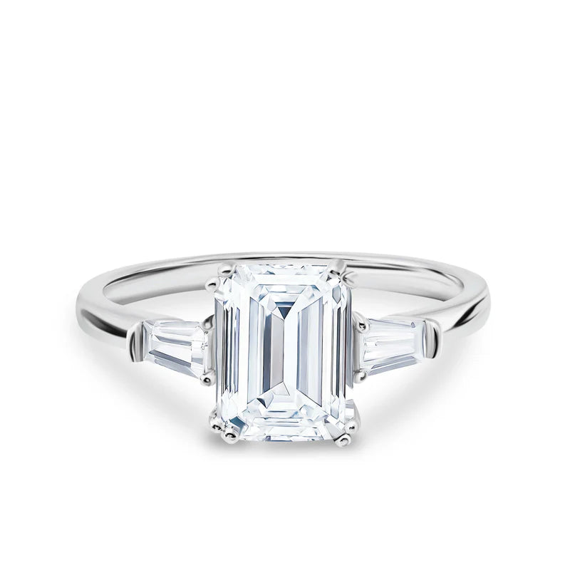 Lustrous Solitaire Ring